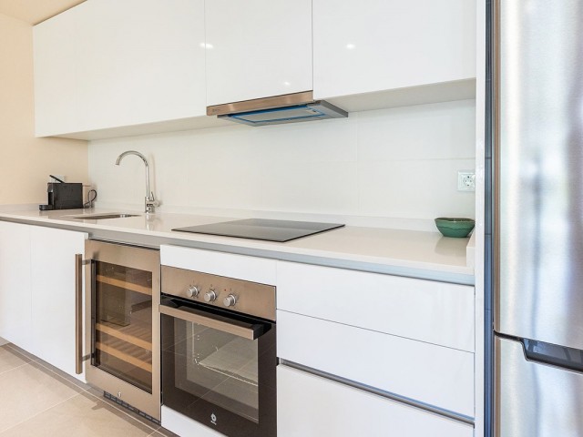Apartamento con 2 Dormitorios  en Selwo