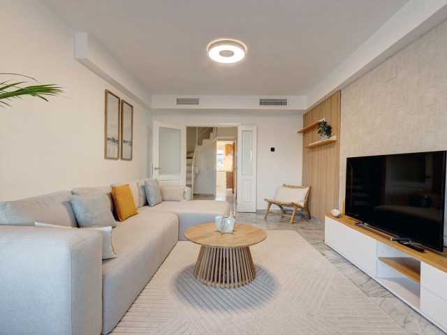 Apartamento con 5 Dormitorios  en Bahía de Marbella