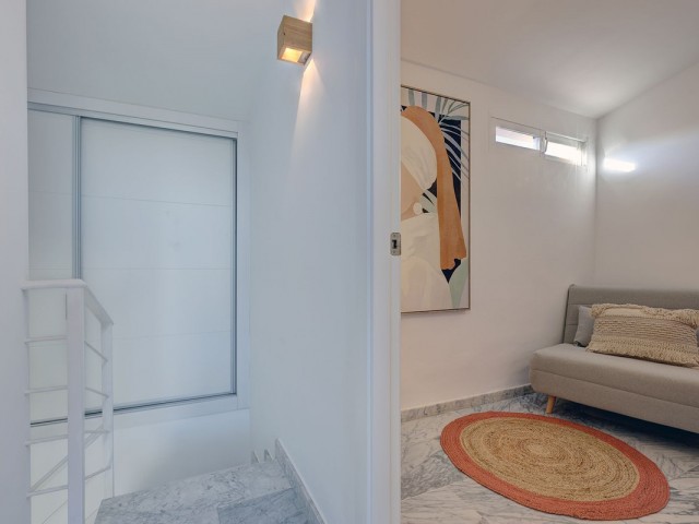 Apartamento con 5 Dormitorios  en Bahía de Marbella