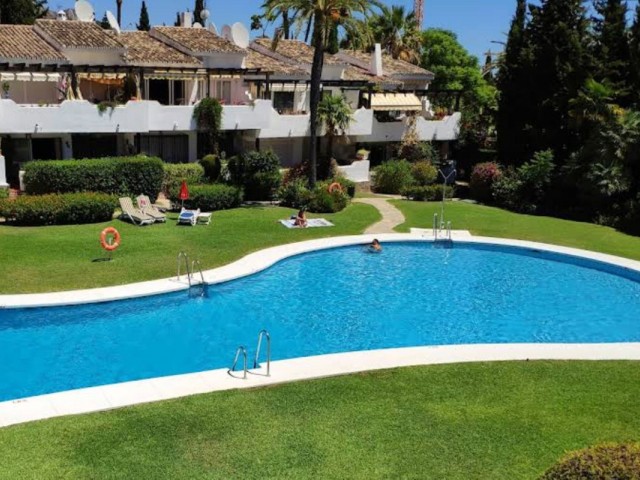 Penthouse, Sierra Blanca, R5464861