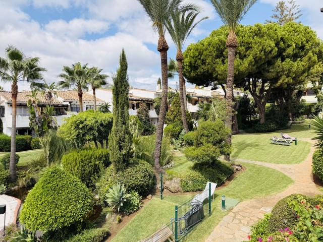 Penthouse, Sierra Blanca, R5464861