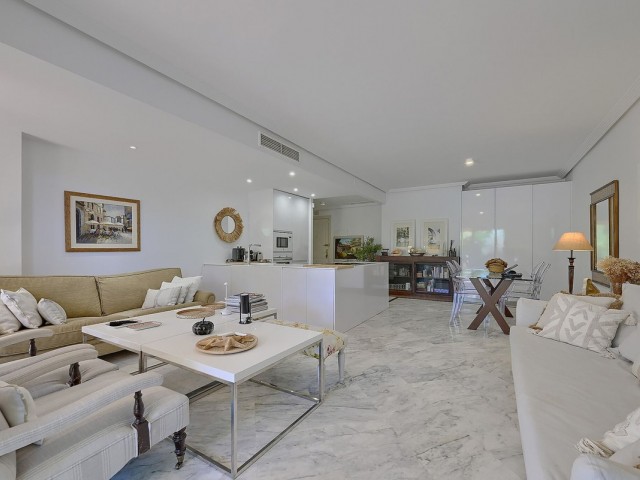 Apartamento, Bahía de Marbella, R5465227