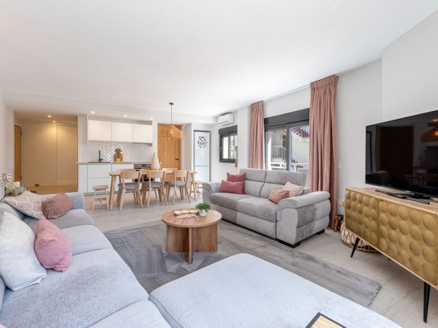 2 Bedrooms Apartment in La Carihuela