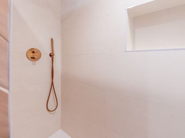 2 Bedrooms Apartment in La Carihuela