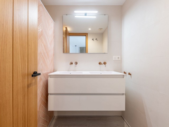 2 Bedrooms Apartment in La Carihuela