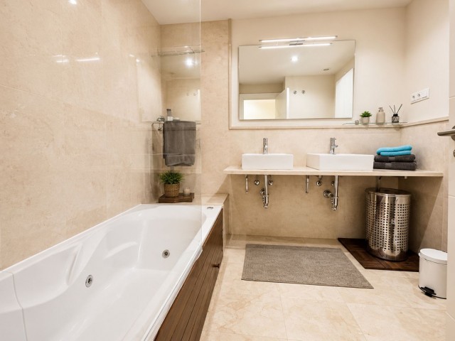 Apartamento con 2 Dormitorios  en Los Flamingos