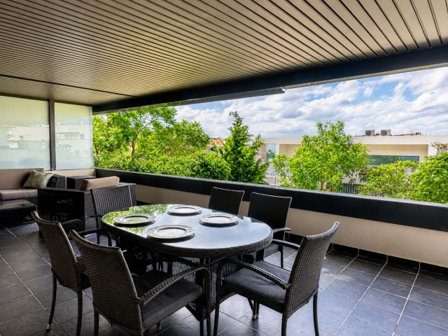 Apartamento con 2 Dormitorios  en Los Flamingos