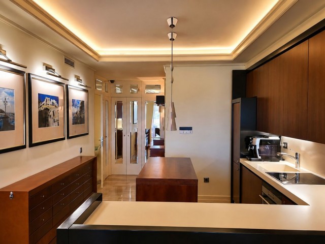Apartment, Sierra Blanca, R5469058