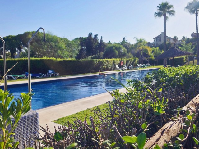 2 Bedrooms Apartment in Sierra Blanca