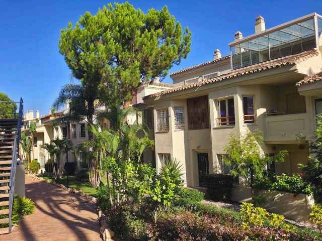 2 Bedrooms Apartment in Sierra Blanca