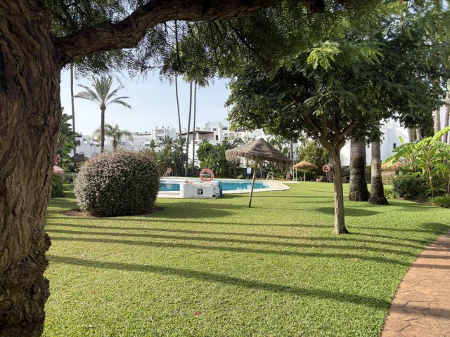 3 Schlafzimmer Reihenhaus in Guadalmina Baja