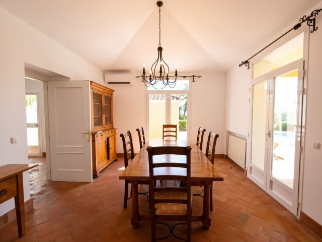 Villa, Sotogrande Costa, R5469070