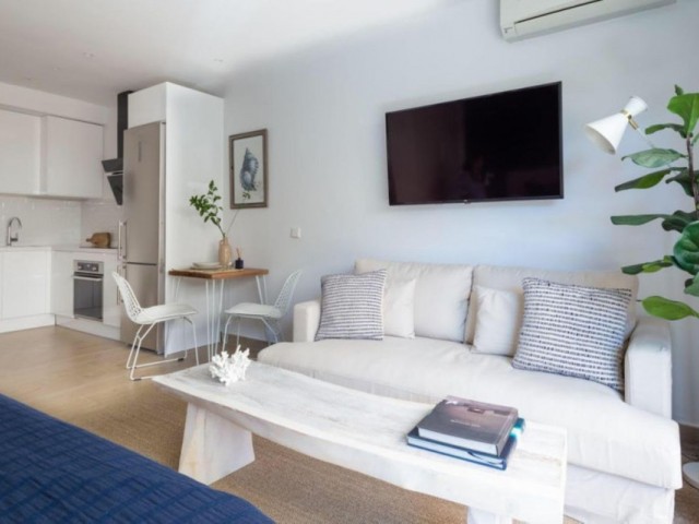 Apartment, Elviria, R5467975