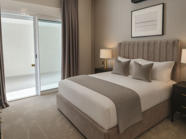 Apartamento con 3 Dormitorios  en San Roque Club