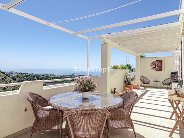 Penthouse in Calahonda