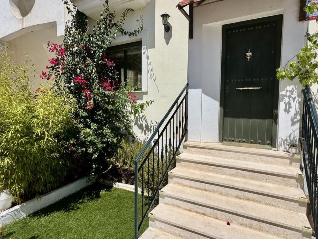 4 Bedrooms Villa in Arroyo de la Miel