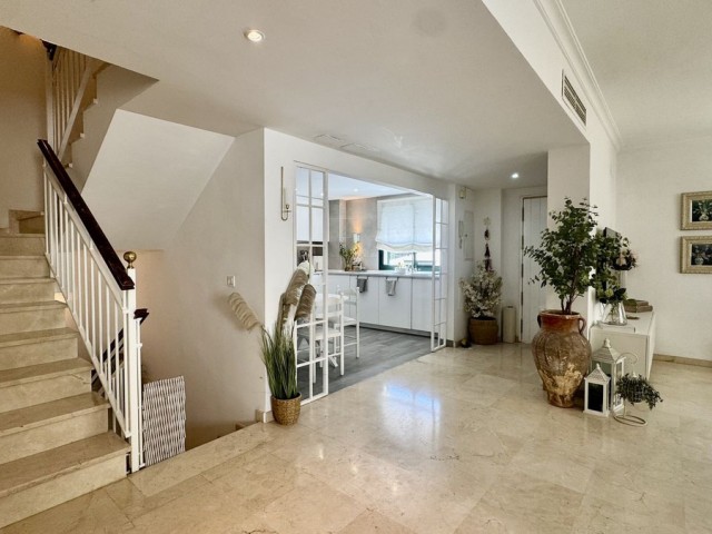4 Bedrooms Villa in Arroyo de la Miel