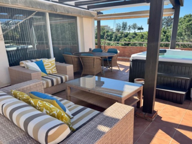 Penthouse, Riviera del Sol, R5475670