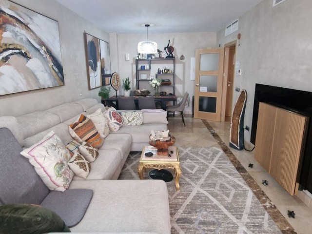 Apartment, La Duquesa, R5480467
