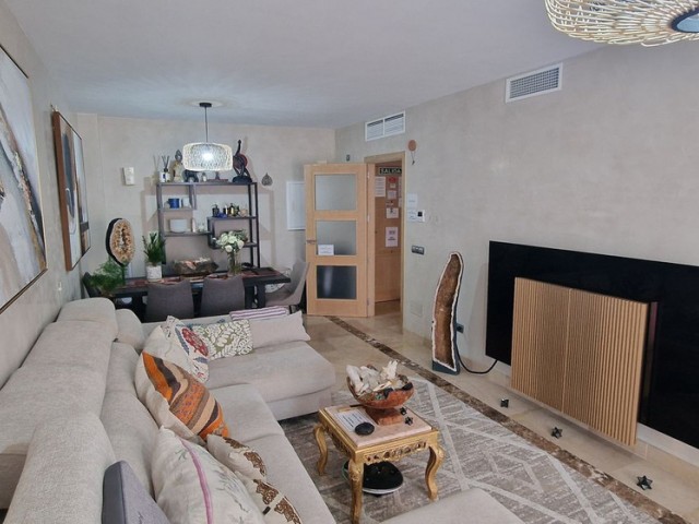 Apartment, La Duquesa, R5480467