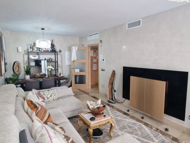 2 Bedrooms Apartment in La Duquesa