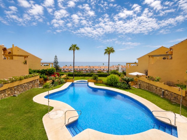Apartment, La Duquesa, R5481544