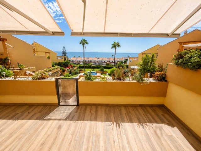 Apartment, La Duquesa, R5481544