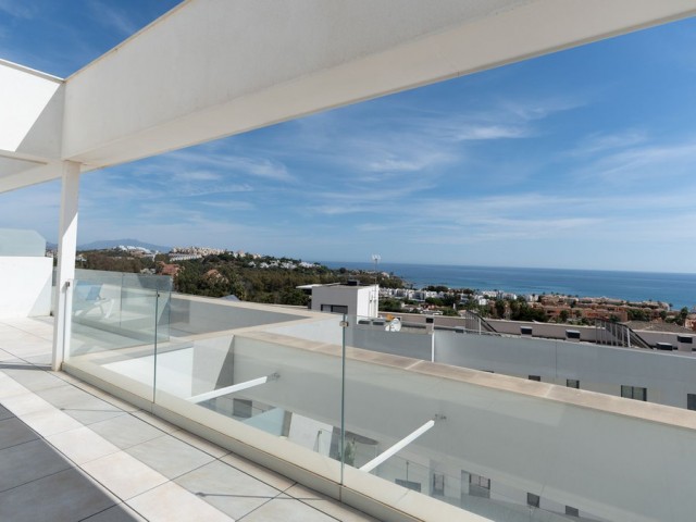 Penthouse in Casares Playa