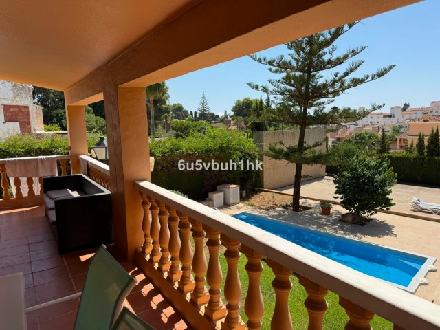 7 Makuuhuoneen Huvila Campo Mijas
