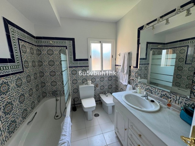 7 Makuuhuoneen Huvila Campo Mijas