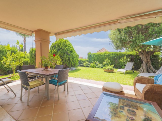 Villa, Santa Clara, R5482324