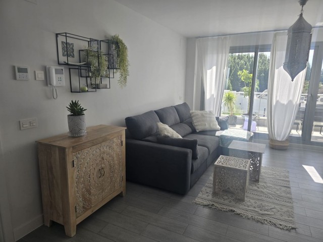 Apartment, El Faro, R5482549