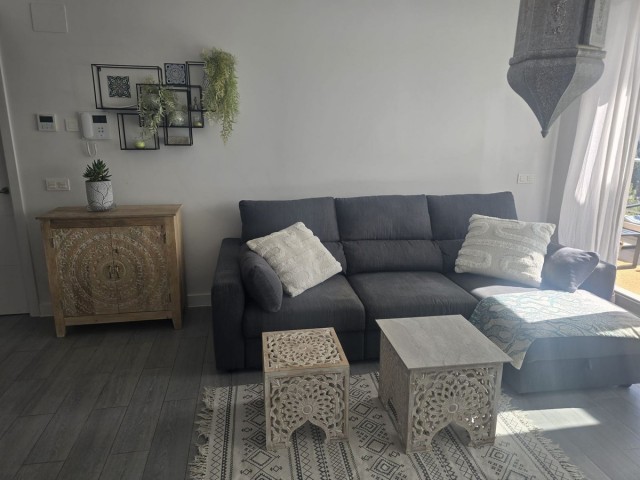 Apartment, El Faro, R5482549