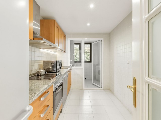 Apartment, Los Arqueros, R5483503