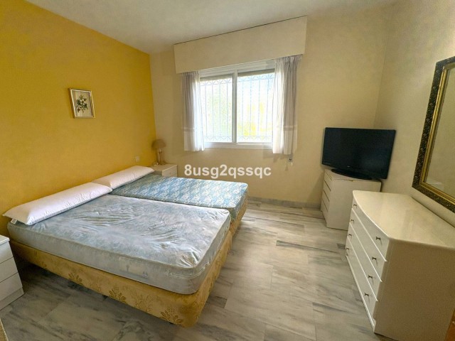 Apartamento con 3 Dormitorios  en Costalita