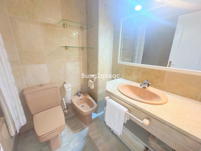 Apartamento con 3 Dormitorios  en Costalita