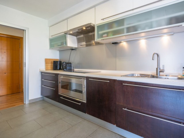 4 Bedrooms Apartment in La Carihuela