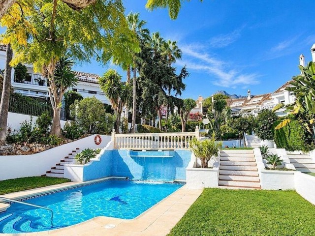Maison mitoyenne, Nagüeles, R5462233