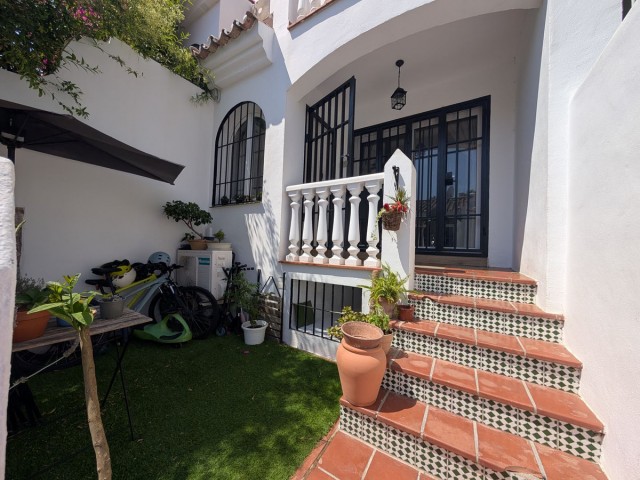 Townhouse, Riviera del Sol, R5487844