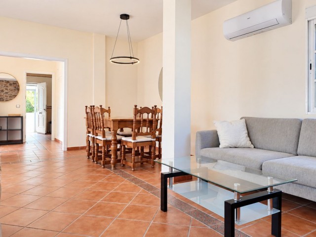 5 Bedrooms Villa in Alhaurín de la Torre