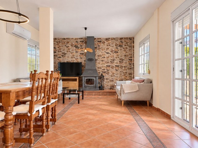 5 Bedrooms Villa in Alhaurín de la Torre