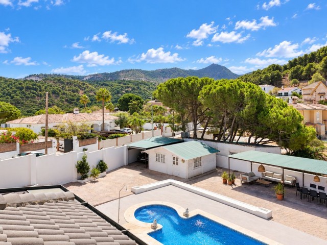 5 Bedrooms Villa in Alhaurín de la Torre