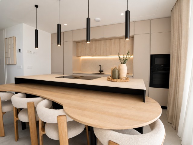 2 Bedrooms Apartment in La Carihuela