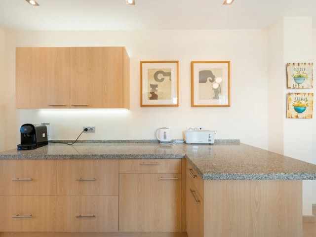 Apartamento con 3 Dormitorios  en San Roque