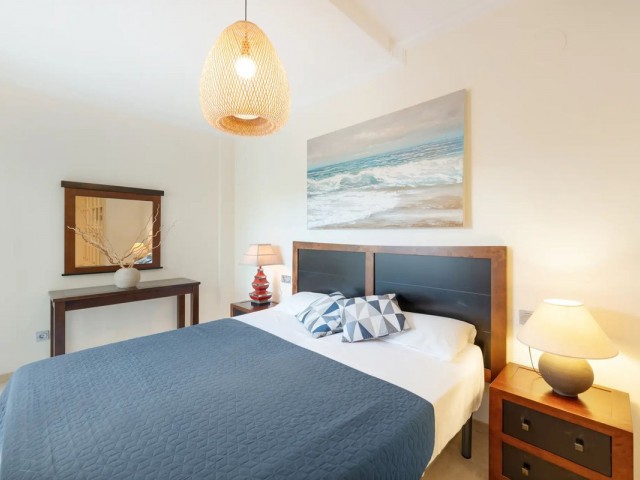 Apartamento con 3 Dormitorios  en San Roque