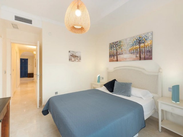 Apartamento con 3 Dormitorios  en San Roque