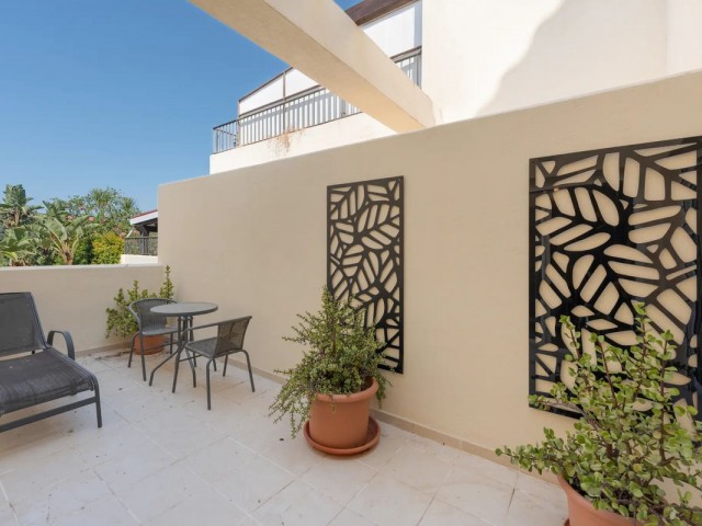 Apartamento con 3 Dormitorios  en San Roque