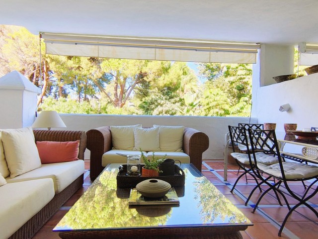 Apartment, Guadalmina Baja, R5484490