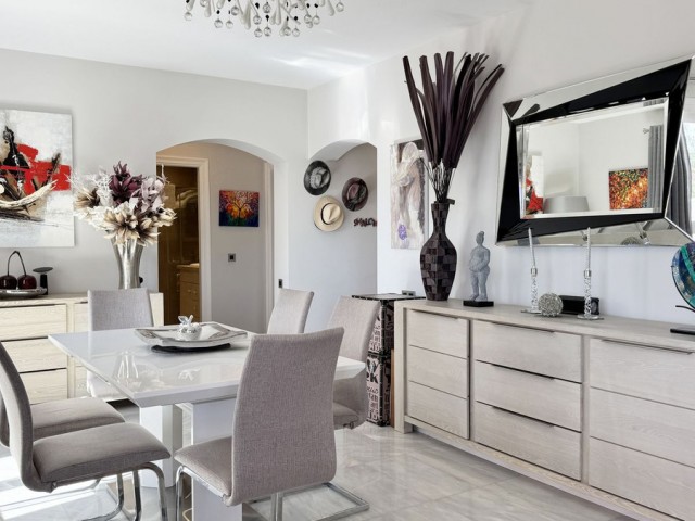 Penthouse in Los Almendros