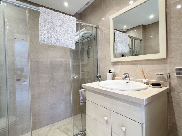 Penthouse in Los Almendros